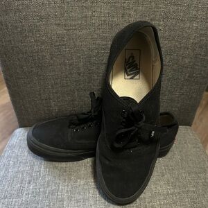 Vans Men's Classic Black Sneakers